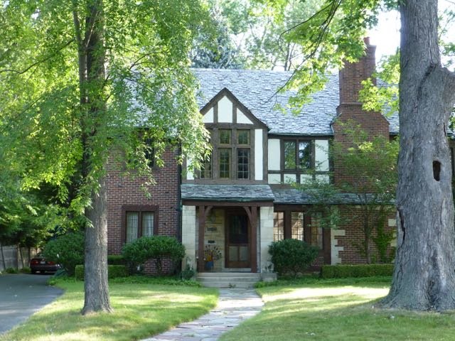 110 Kenwood